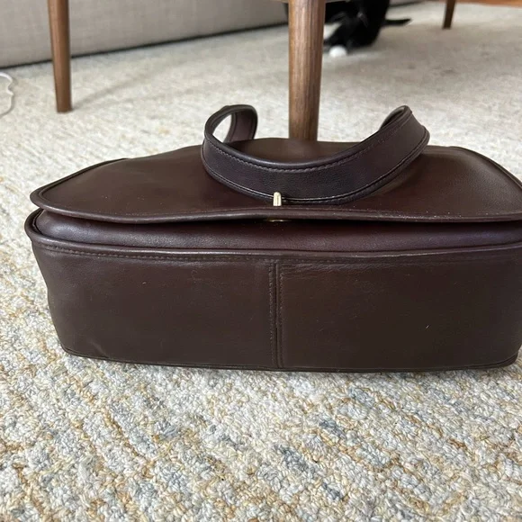 Beautiful Vintage Coach Bag